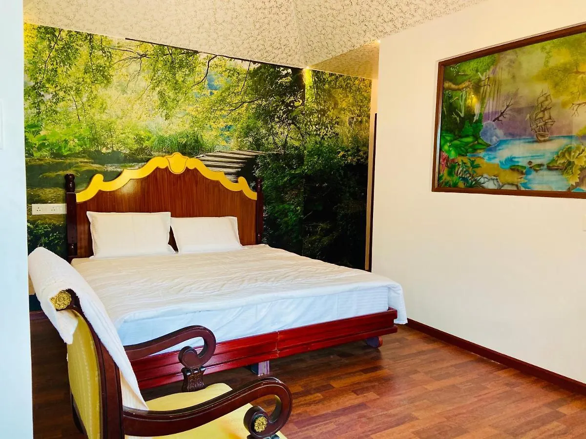 Shisiram-Italian Luxury Cottage Tabor Hills Resort 바가몬