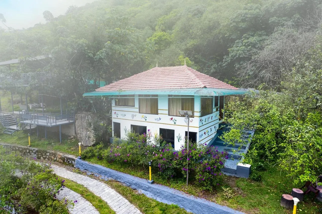 Shisiram-Italian Luxury Cottage Tabor Hills Resort 바가몬